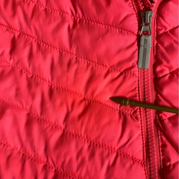 Girl’s Ski/Winter Puffer Jacket/Coat, XL (14-16) Neon Pink/Gray, C9 Champion - Picture 5 of 9